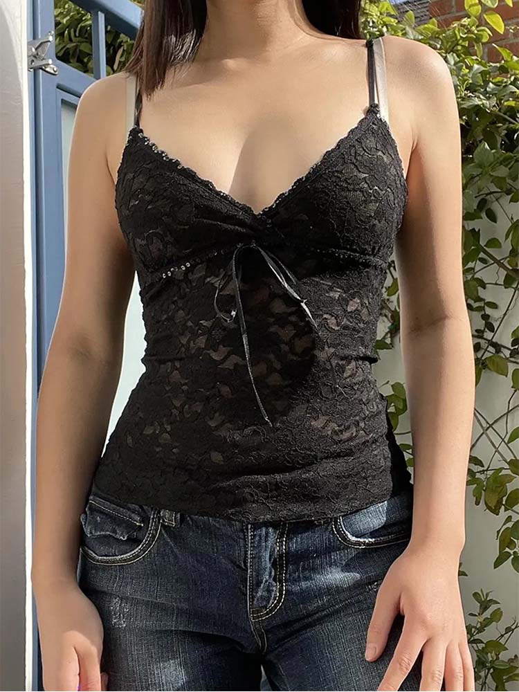 เสื้อครอปสายเดี่ยวผ้าลูกไม้สีด - V Neck Cami Top บทวิจารณ์และราคา