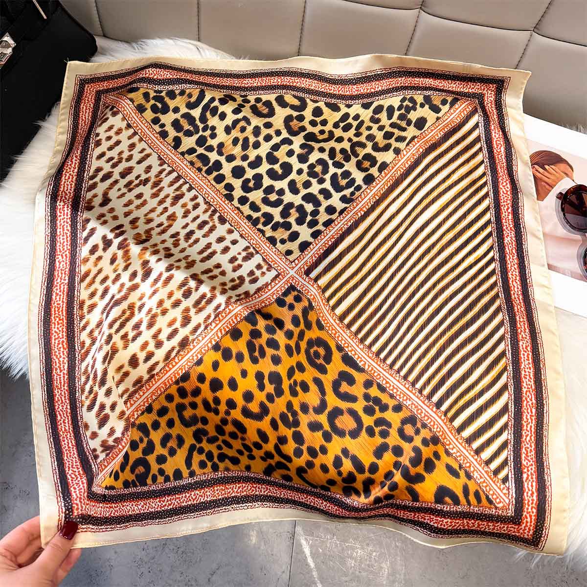 ผ้าพันคอไหมพิมพ์ลายเสือดาว 65  - Women'S Fashion Poncho บทวิจารณ์และราคา