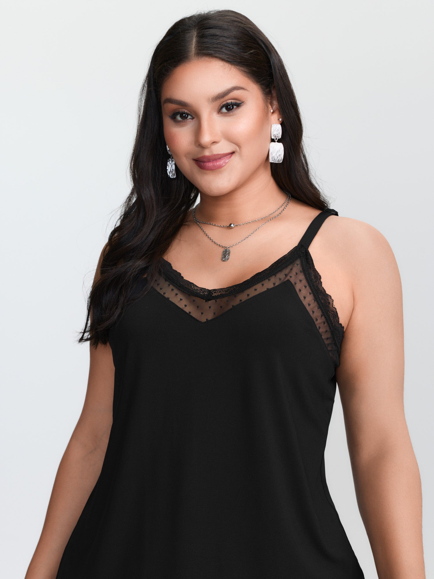 เสื้อกล้ามถักสีดำไซส์ใหญ่ ดีไซ - V Neck Cami Top บทวิจารณ์และราคา